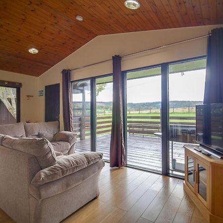 Glenview Chalet Park إينفيرنيس المظهر الخارجي الصورة