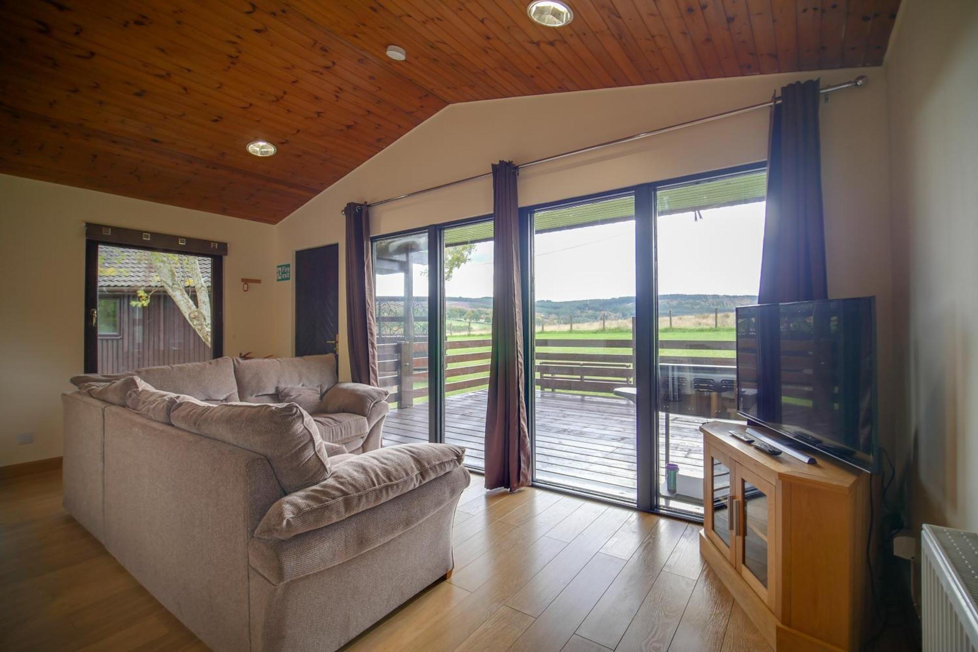 Glenview Chalet Park إينفيرنيس المظهر الخارجي الصورة